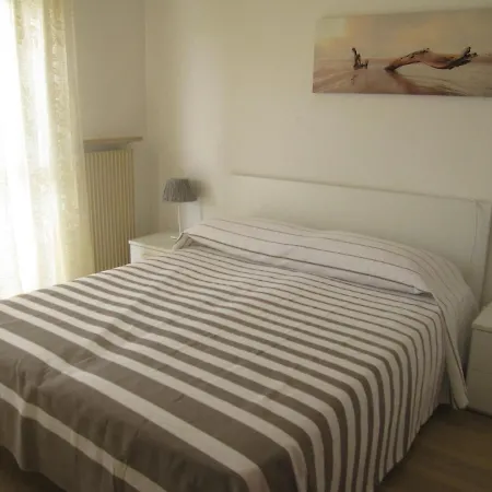 Refurbished Flat At Pineta With Large Terrace *