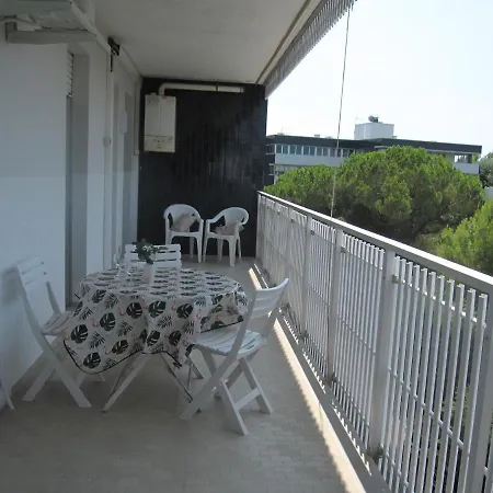 Appartement Modern Flat At Pineta With Terrace Grado