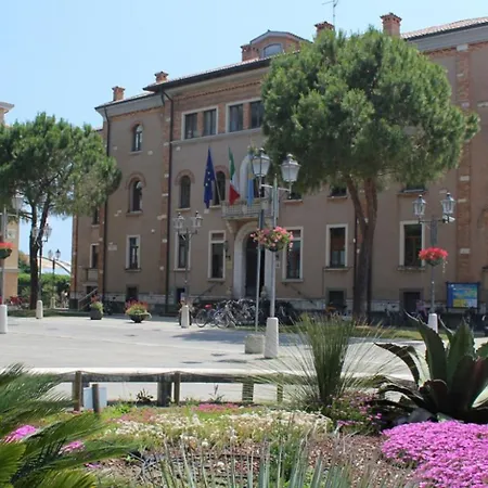 Refurbished Flat At Pineta With Large Terrace