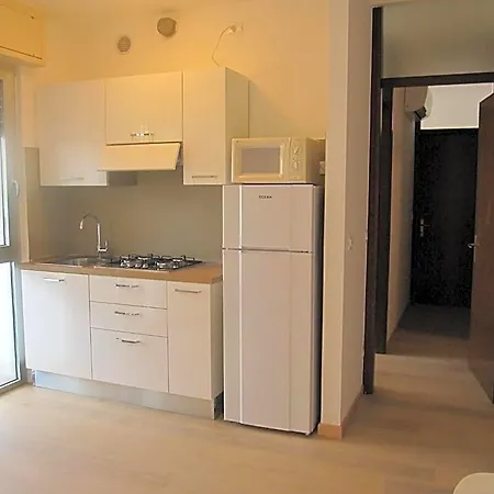 Modern Flat At Pineta With Terrace