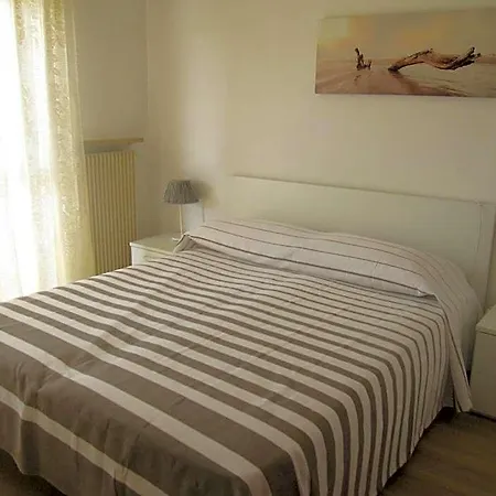 Modern Flat At Pineta With Terrace Apartment