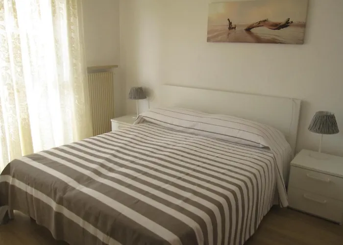 Modern Flat At Pineta With Terrace *